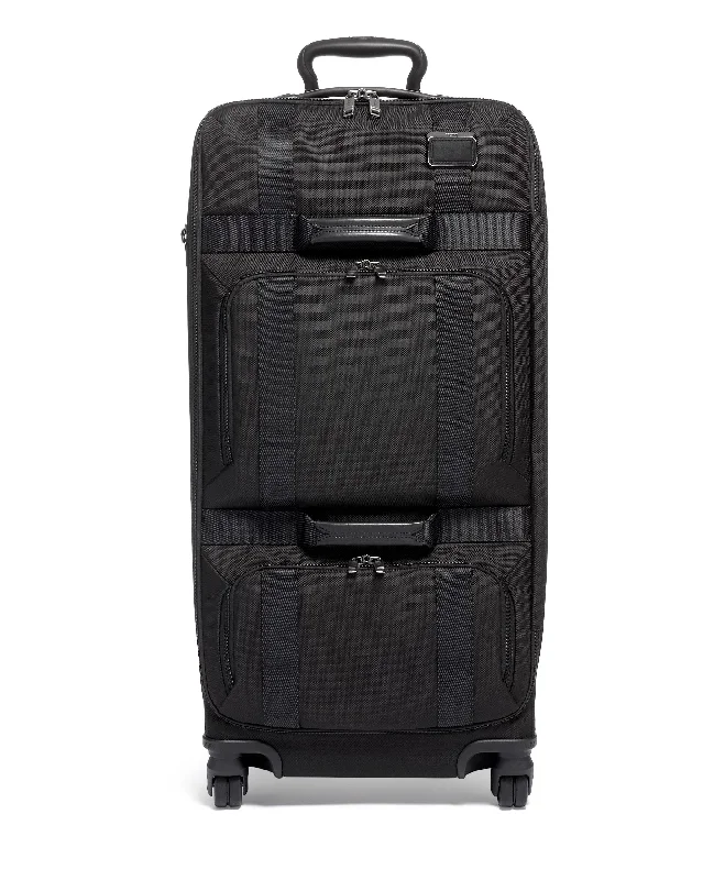 Merge Tall Spinnered Duffel Packing Case