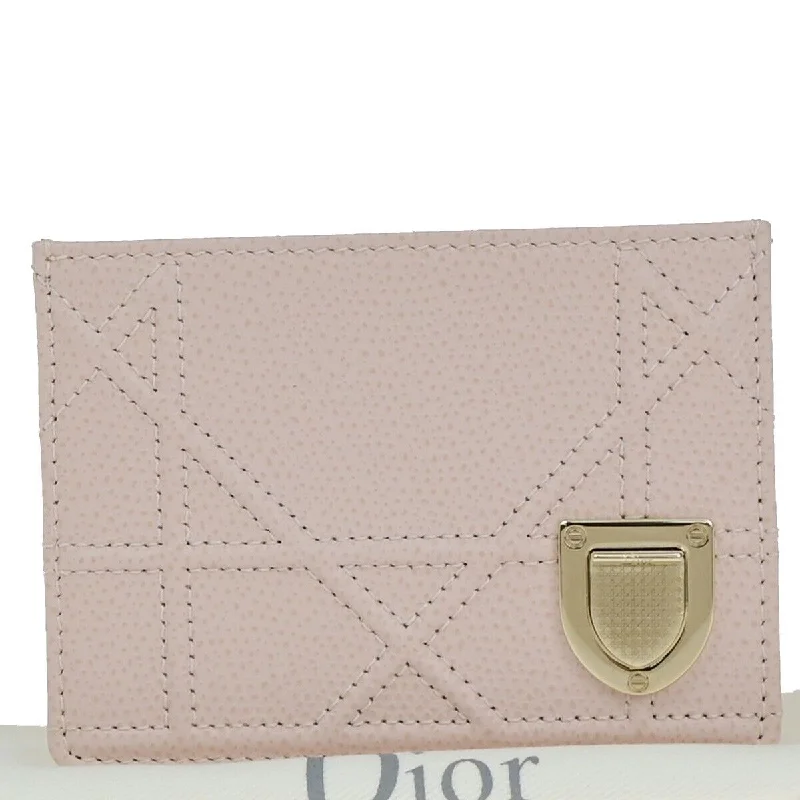 How to clean and maintain metal money clipsDior Diorama  Leather Wallet  (Pre-Owned)