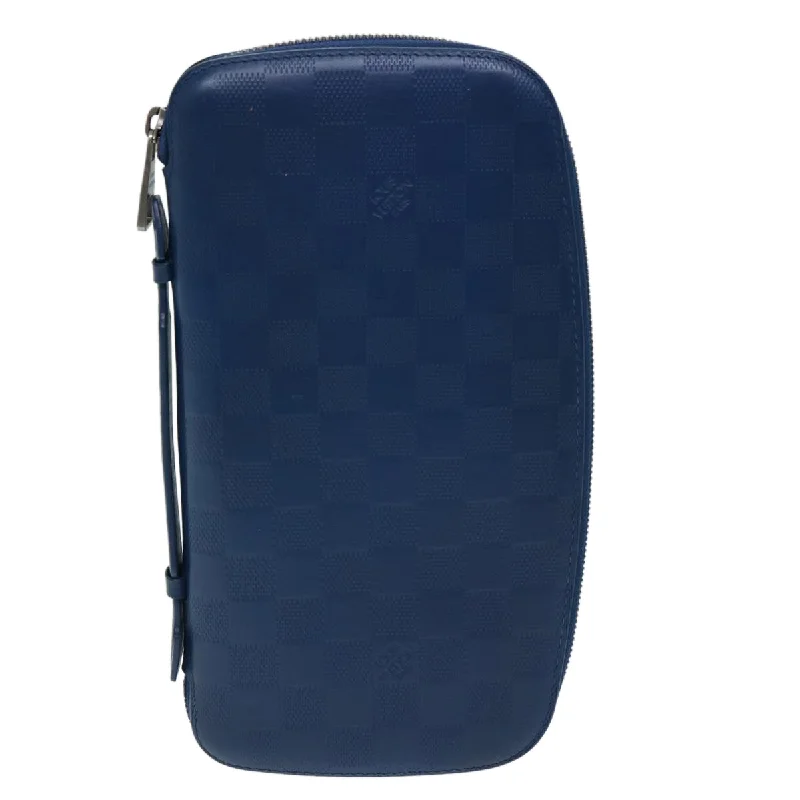 Money clips with built-in bottle openersLouis Vuitton Atholl  Leather Clutch Bag (Pre-Owned)