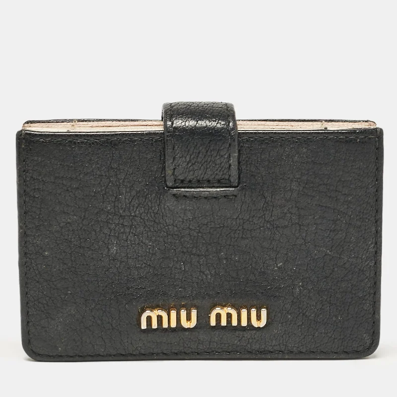 How to clean and maintain metal money clipsMiu Miu Multicolor Leather Accordion Card Holder How to clean and maintain metal money clipsMiu Miu Multicolor Leather Accordion Card Holder