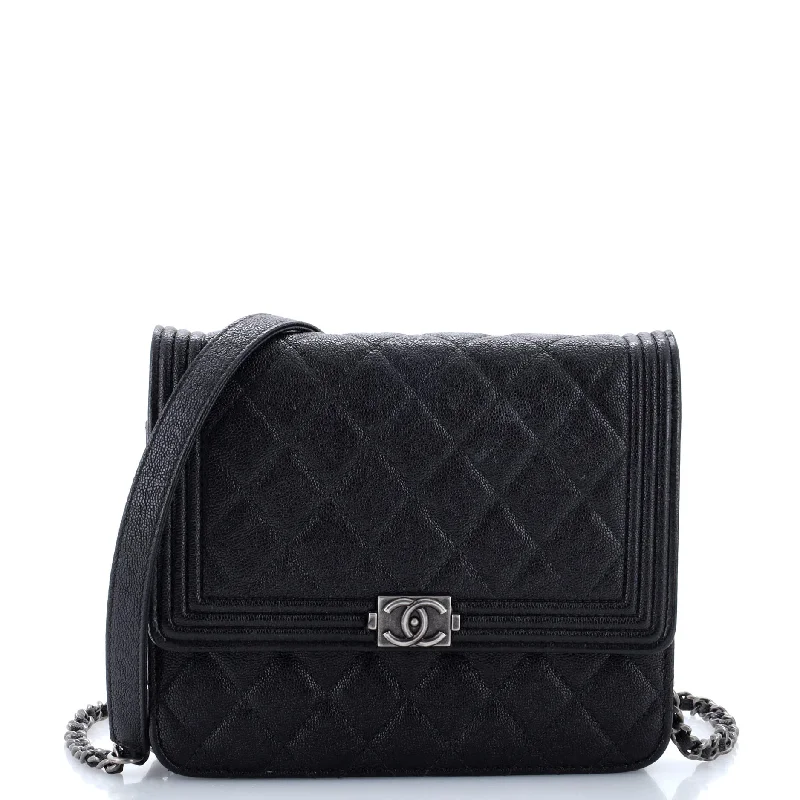 Lightweight money clips for travelBoy Wallet on Chain Quilted Caviar