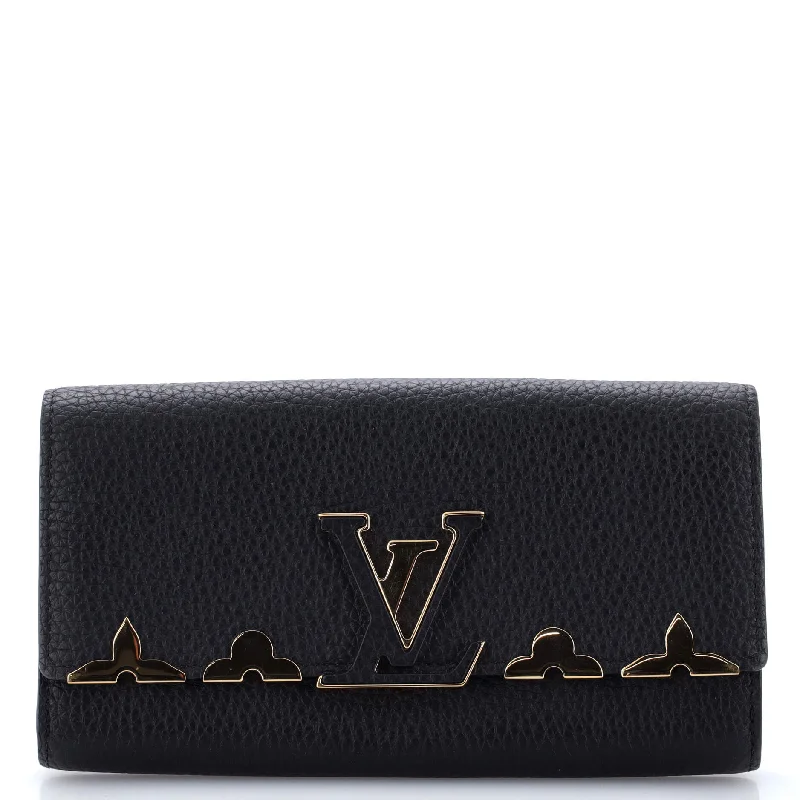 Money clips with magnetic closureCapucines Wallet Leather with Embellished Detail Long Money clips with magnetic closureCapucines Wallet Leather with Embellished Detail Long
