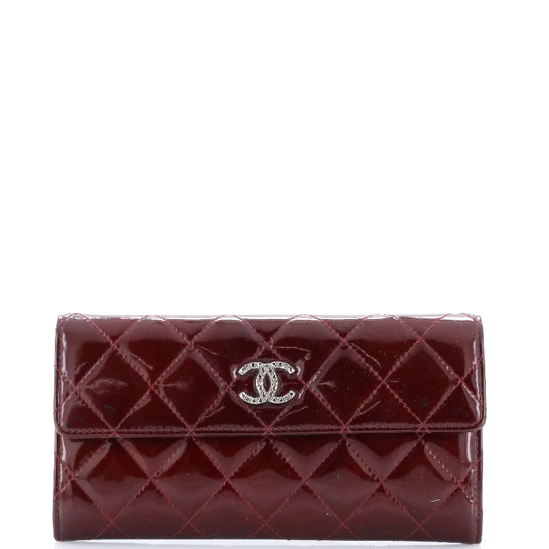Money clips vs traditional walletsCC Brilliant Flap Wallet Quilted Patent Long