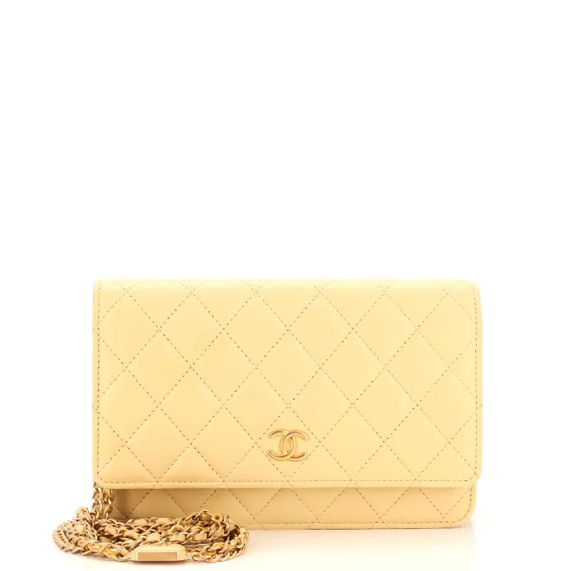Elegant money clips for weddingsCC Plate Wallet on Chain Quilted Lambskin