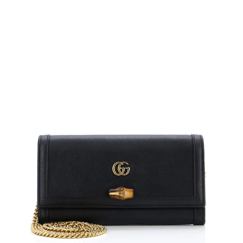 Money clips vs traditional walletsDiana Wallet on Chain Leather