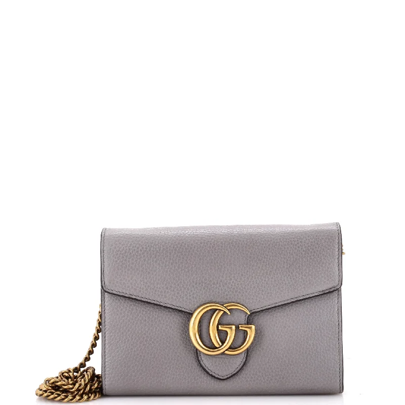 Money clips vs traditional walletsGG Marmont Chain Wallet Leather Mini