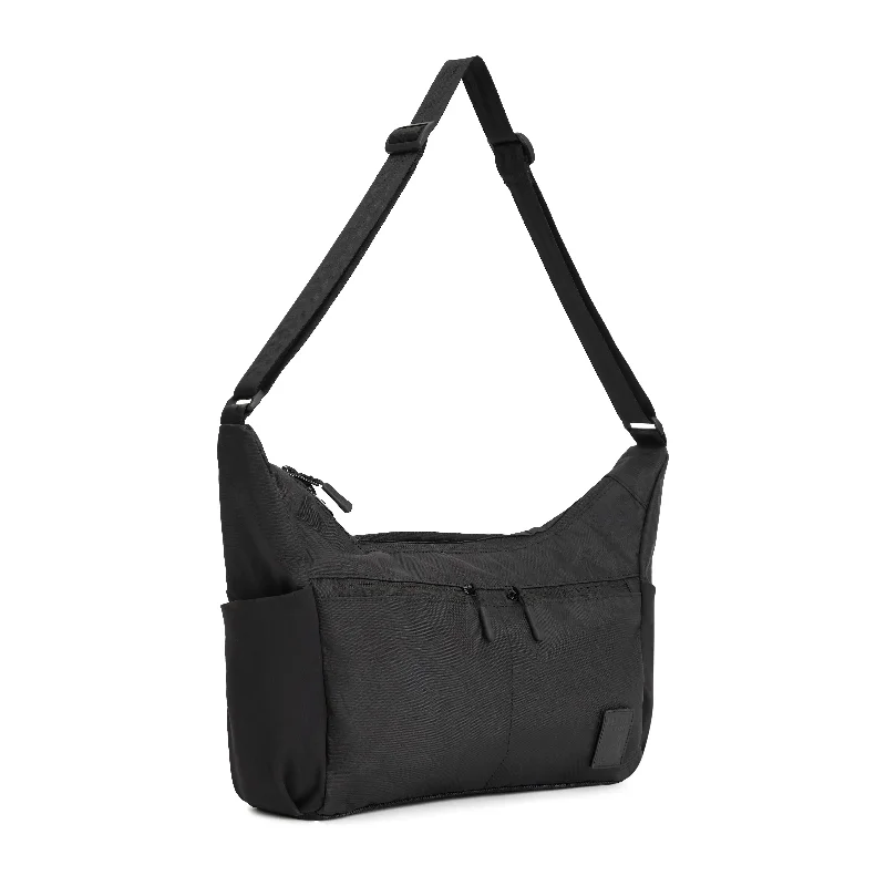 X42 - Black