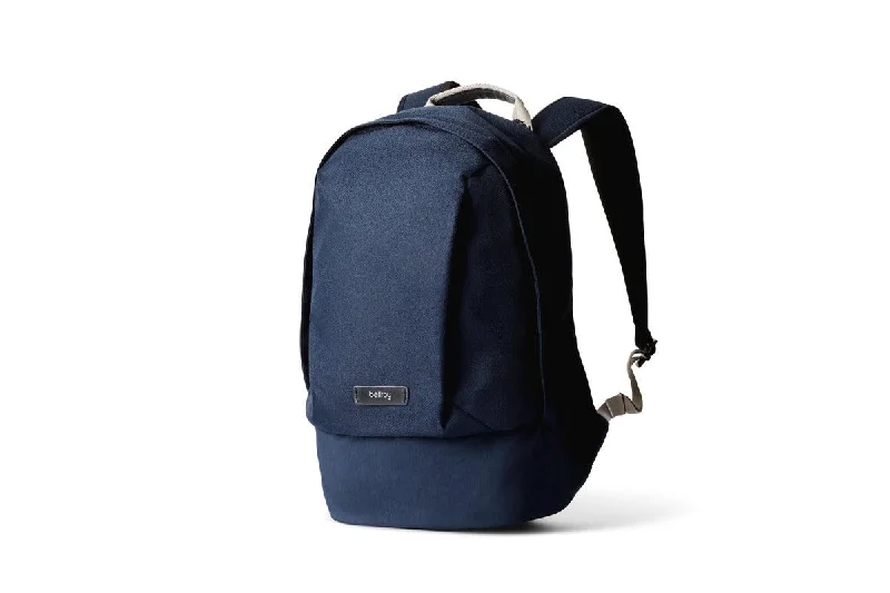 Travel bag with a built - in power bank charger for on - the - go device chargingBellroy Classic Backpack Compact Travel bag with a built - in power bank charger for on - the - go device chargingBellroy Classic Backpack Compact
