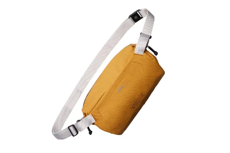 Waterproof canvas travel bag suitable for beach and outdoor vacationsBellroy Lite Sling Waterproof canvas travel bag suitable for beach and outdoor vacationsBellroy Lite Sling