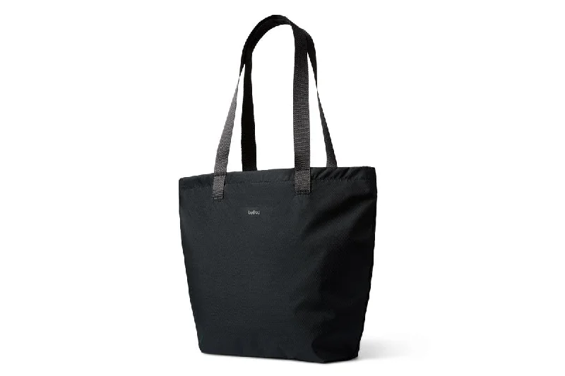 Hiking - specific travel bag with hydration bladder compatibilityBellroy Lite Tote
