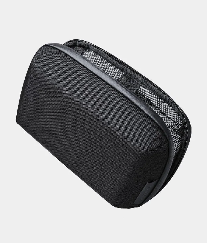 Soft - sided travel bag with reinforced corners for durabilityAlpaka Cable Case