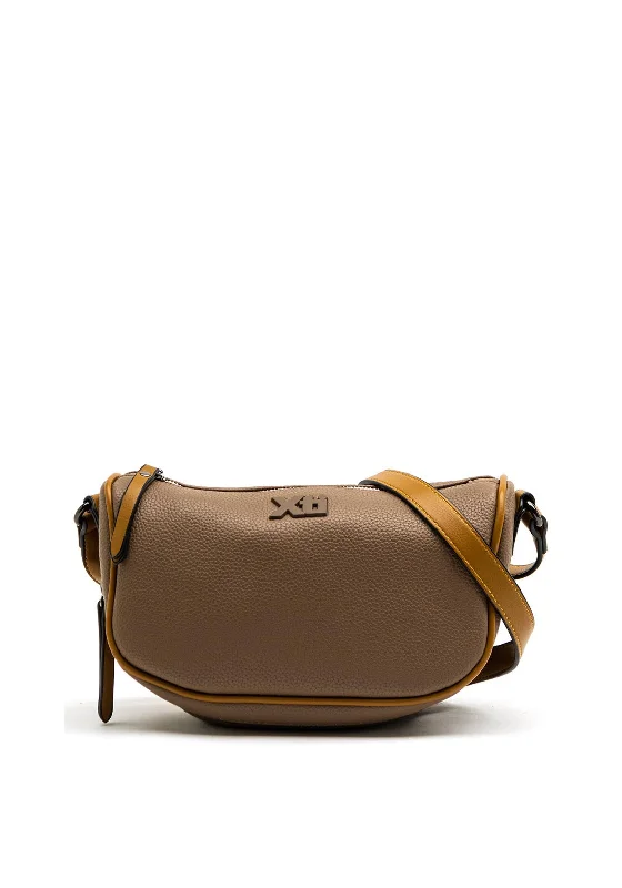 Canvas men's crossbody bag with a rustic, casual styleXti Curved Crossbody Bag, Taupe Canvas men's crossbody bag with a rustic, casual styleXti Curved Crossbody Bag, Taupe