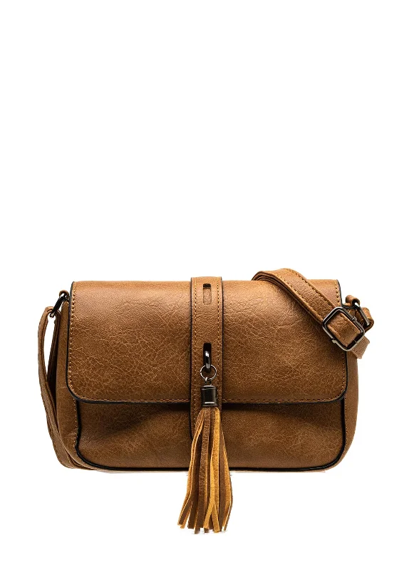 Men's crossbody bag with a padded laptop sleeve for commutingZen Collection Crossbody Bag, Brown Men's crossbody bag with a padded laptop sleeve for commutingZen Collection Crossbody Bag, Brown