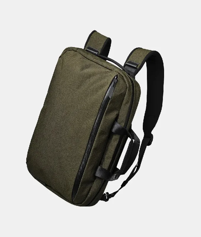 How to choose the right briefcase sizeAlpaka Element Tech Brief Pro